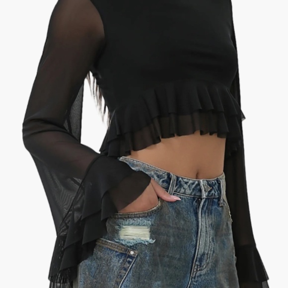 NWT Inaya Layered Bell Sleeve Crop Top by AFRM - Picture 5 of 6